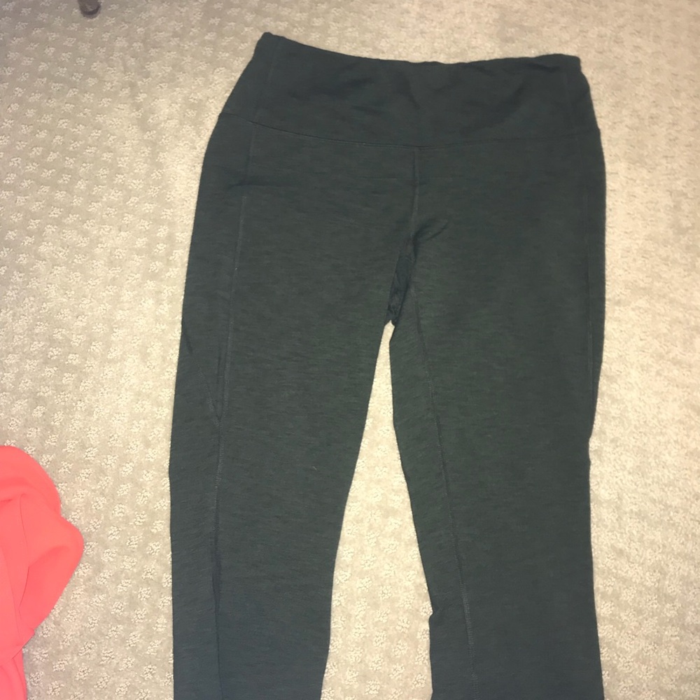 Green leggings